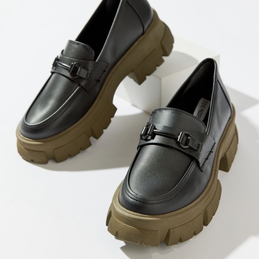 ✨LAST CHANCE!! Steve Madden Trifecta Platform Loafer size 10 US